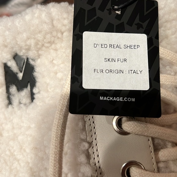 NEW! Mackage HERO - Picture 9 of 9